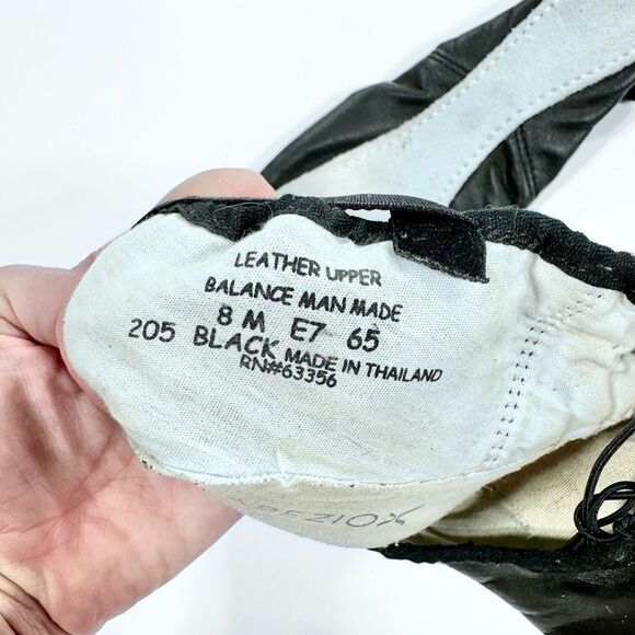 Capezio black leather ballet shoes 8M - Picture 4 of 4